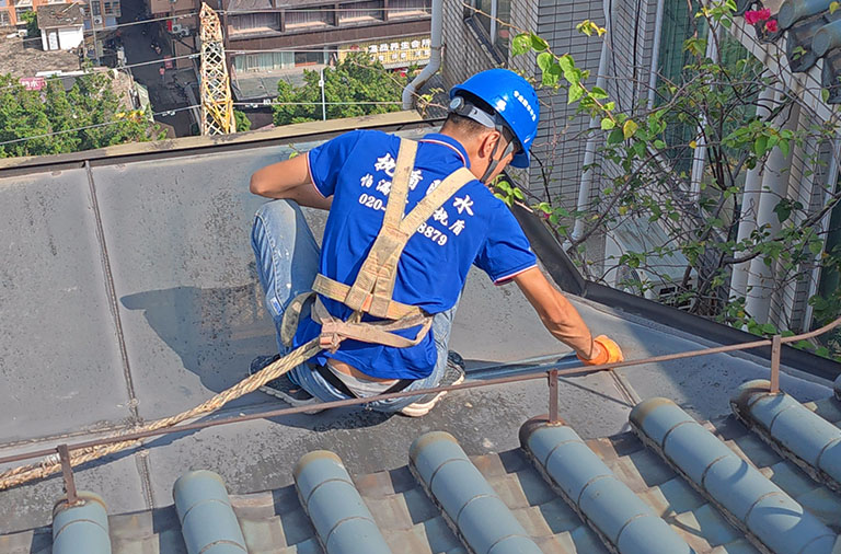 玻璃棚漏水维修